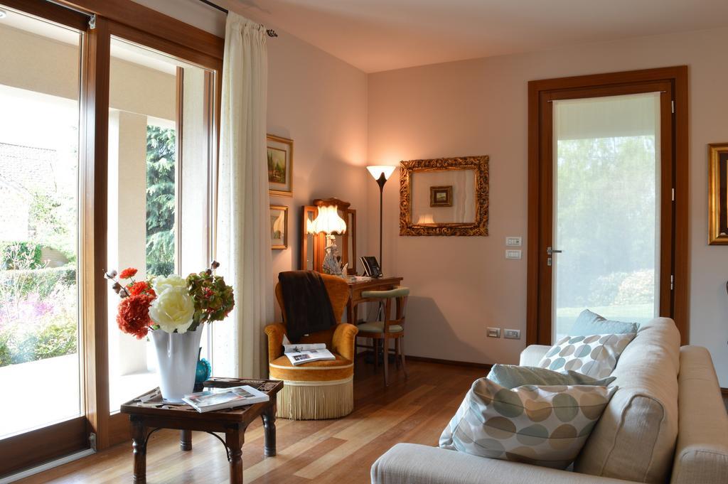 B&B La Casa di Angela Cusago Esterno foto